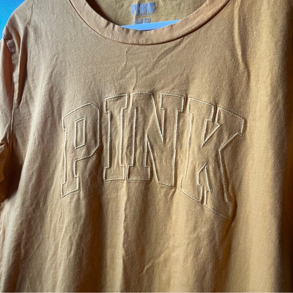 VS PINK Embroidered Tee - Picture 3 of 4